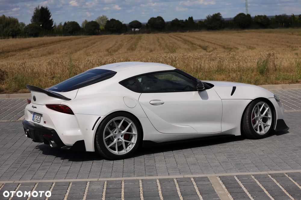 Toyota Supra - 8