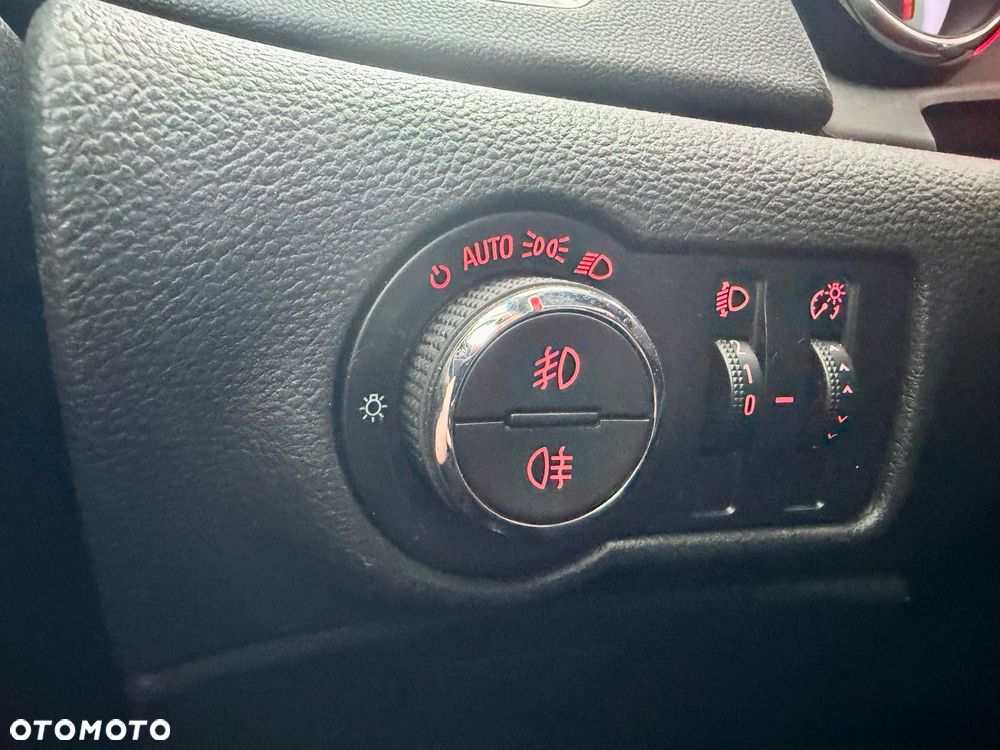 Opel Astra 1.4 Turbo Edition Sport - 16