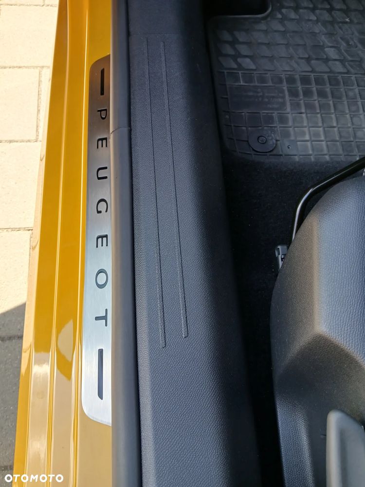 Peugeot 208 Elektromotor 136 E-Style - 37