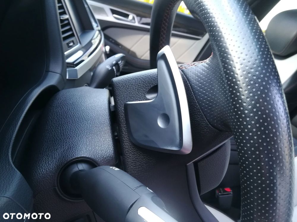Genesis G80 - 25
