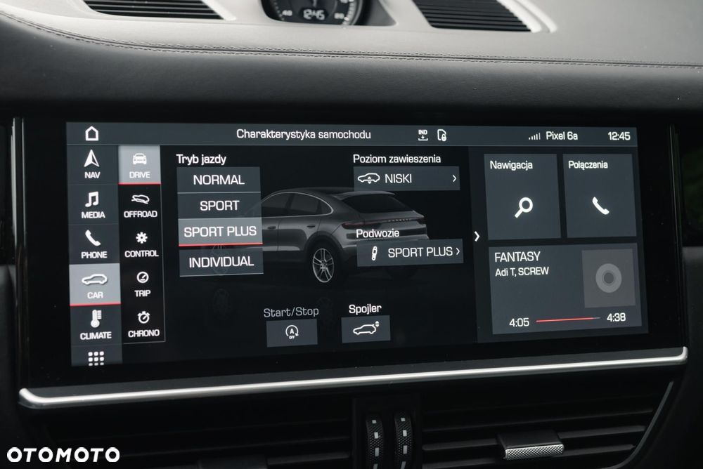 Porsche Cayenne - 21