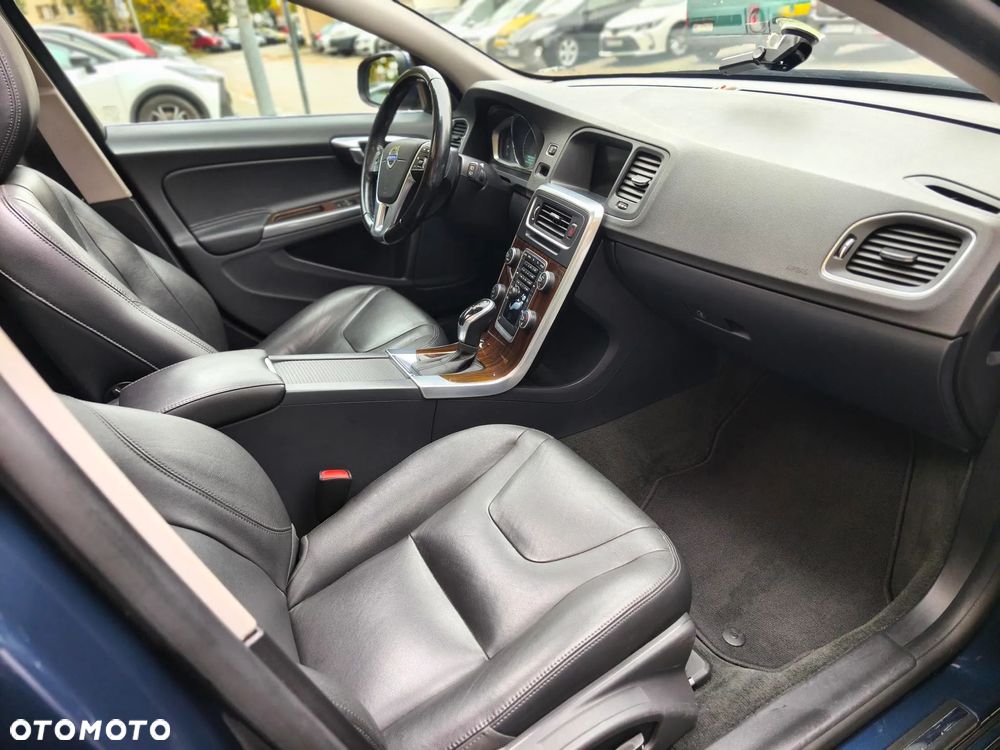 Volvo V60 T5 Geartronic - 12