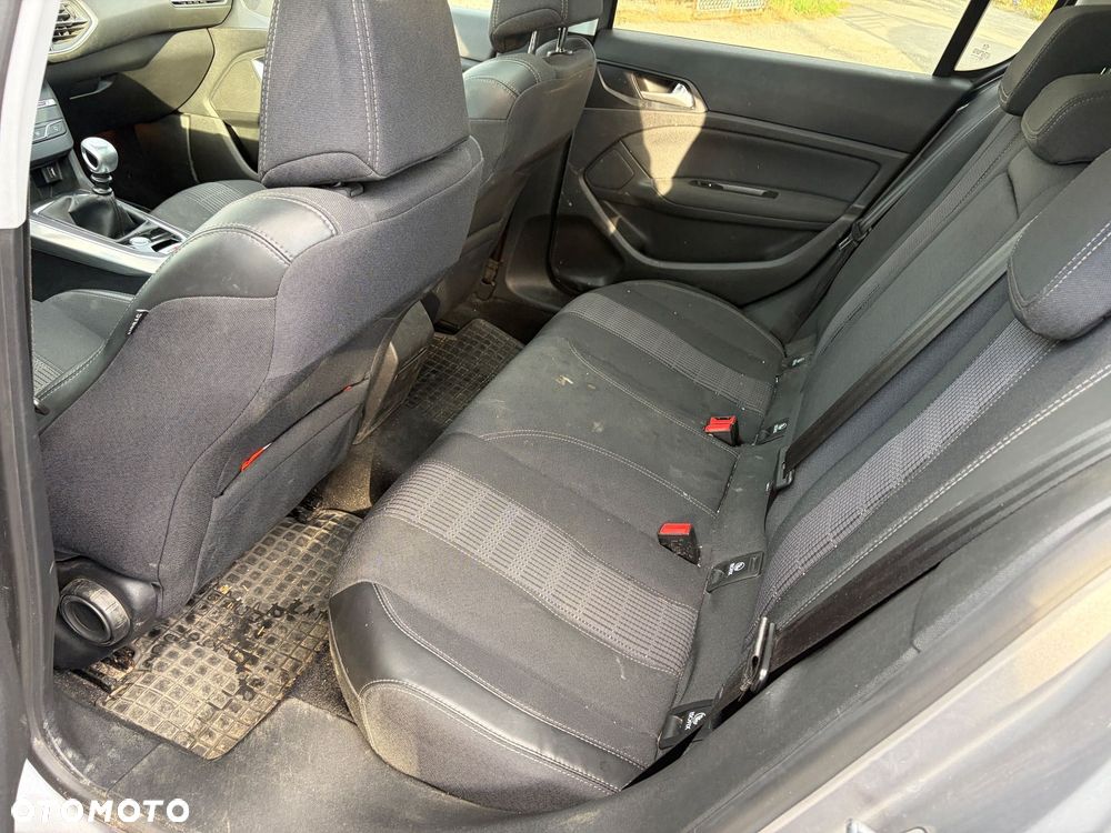 Peugeot 308 1.6 BlueHDi Business Line S&S - 15