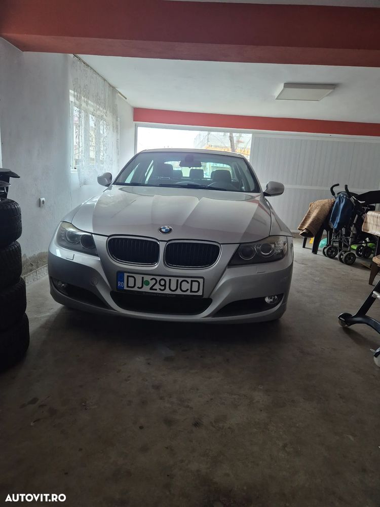 BMW Seria 3 318d - 3
