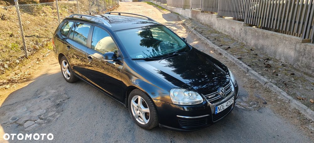 Volkswagen Golf 1.9 TDI Tour - 1
