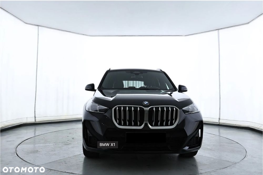 BMW X1 xDrive23d M Sportpaket - 4