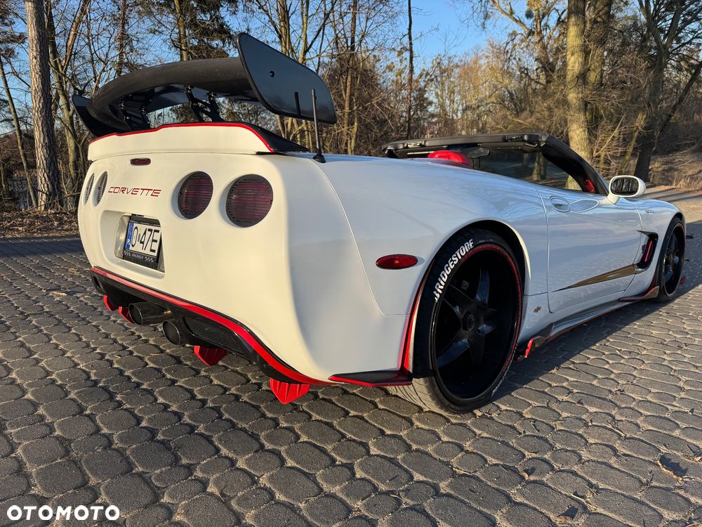 Chevrolet Corvette 5.7 - 9