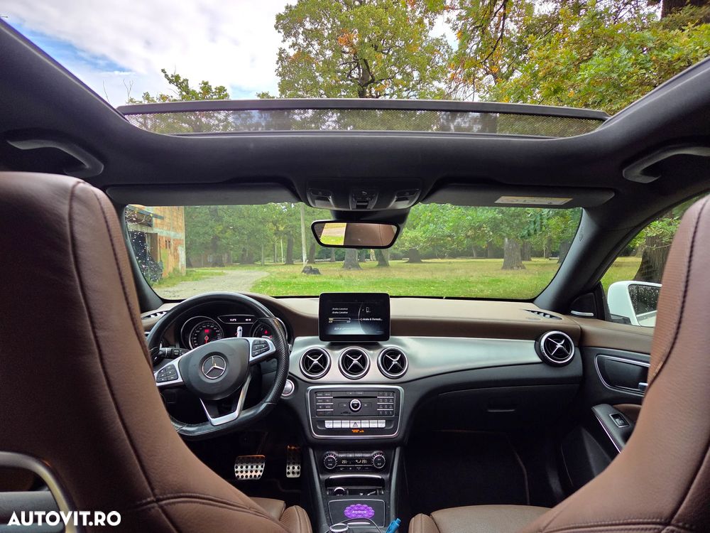 Mercedes-Benz CLA 200 d Shooting Brake 4Matic 7G-DCT AMG Line - 9