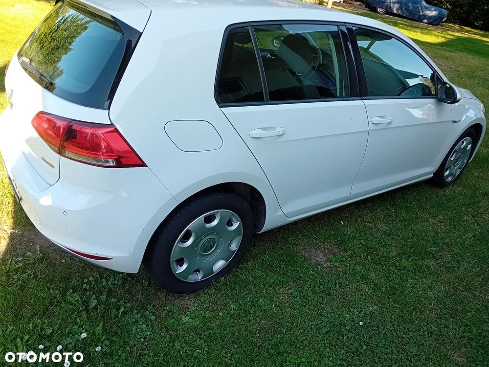 Volkswagen Golf 1.6 TDI 4Motion BlueMotion Technology Comfortline - 4