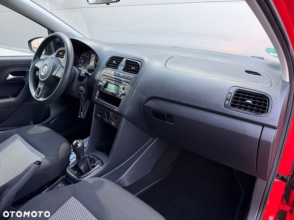 Volkswagen Polo - 29
