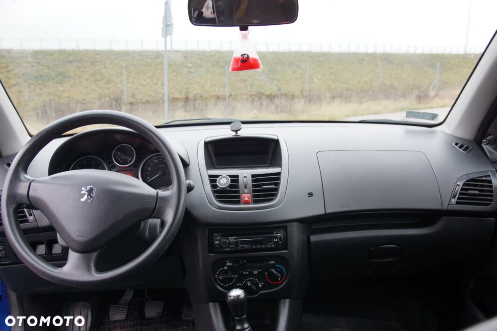 Peugeot 206 plus 1.1 Presence - 3