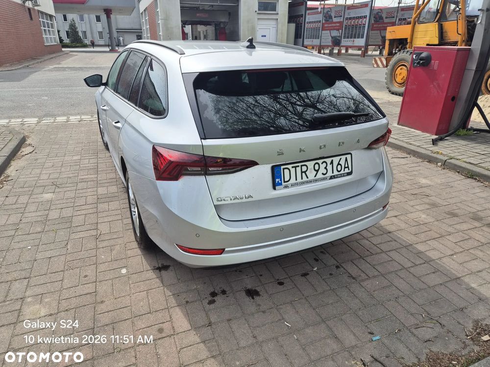 Skoda Octavia 2.0 TDI Edition - 6