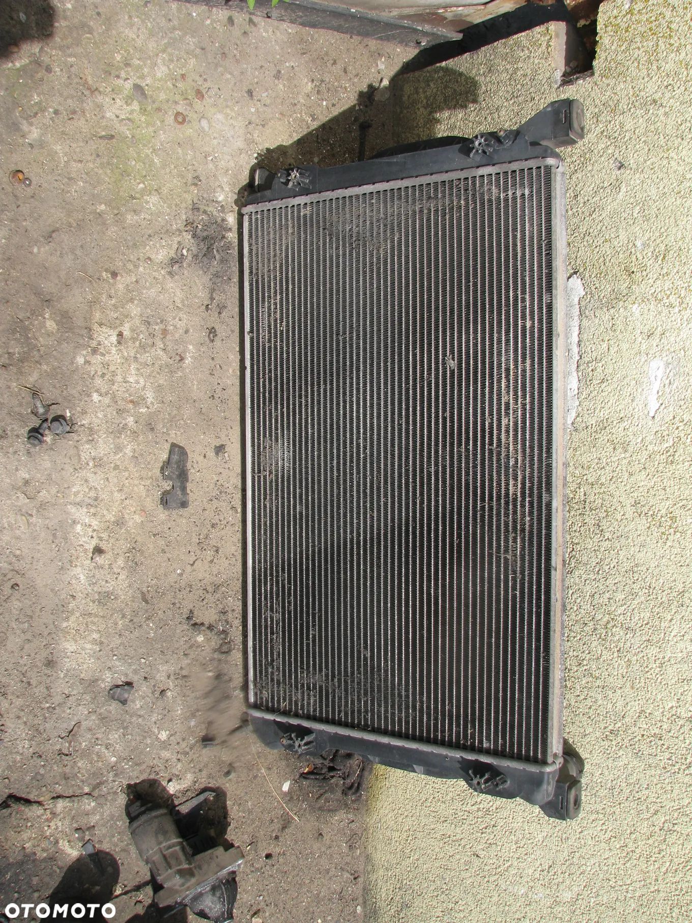CHŁODNICA WODY AUDI A4 B6 B7 1.9 TDI BRB 8E0121251A - 1