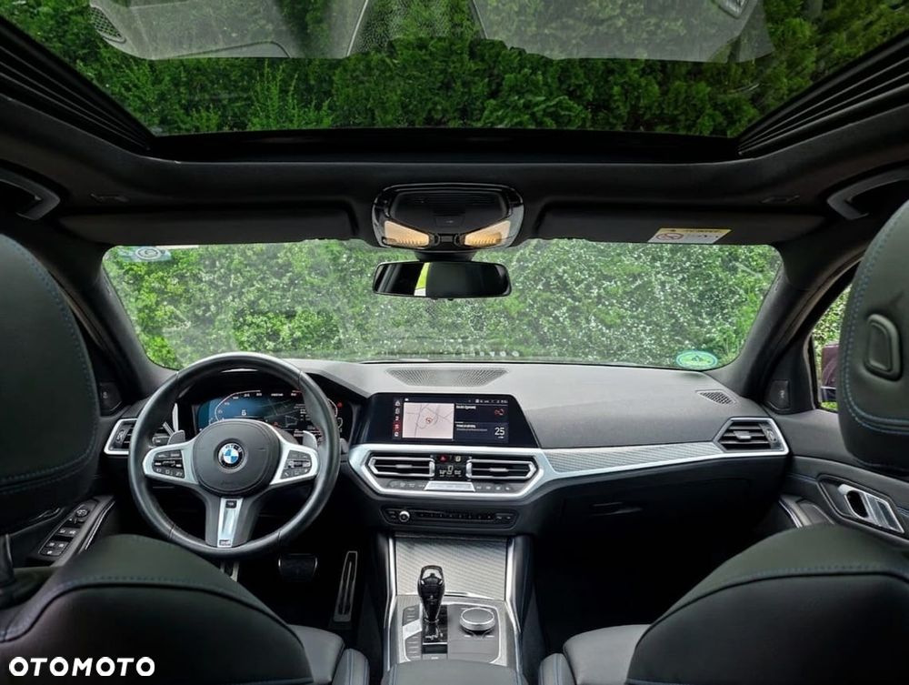 BMW Seria 3 330e xDrive M Sport sport - 12