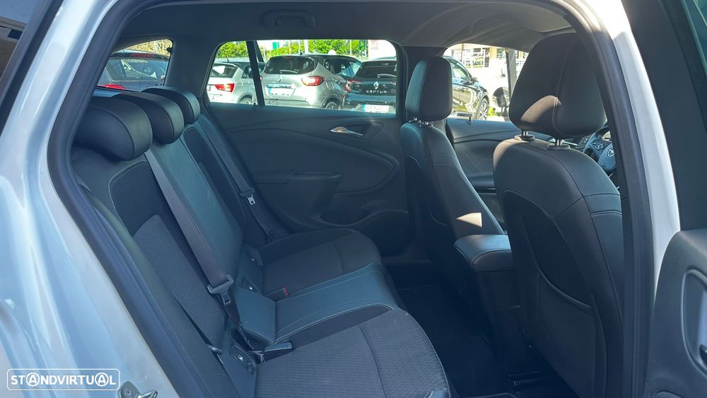 Opel Astra Sports Tourer 1.6 CDTi Selection S/S - 19