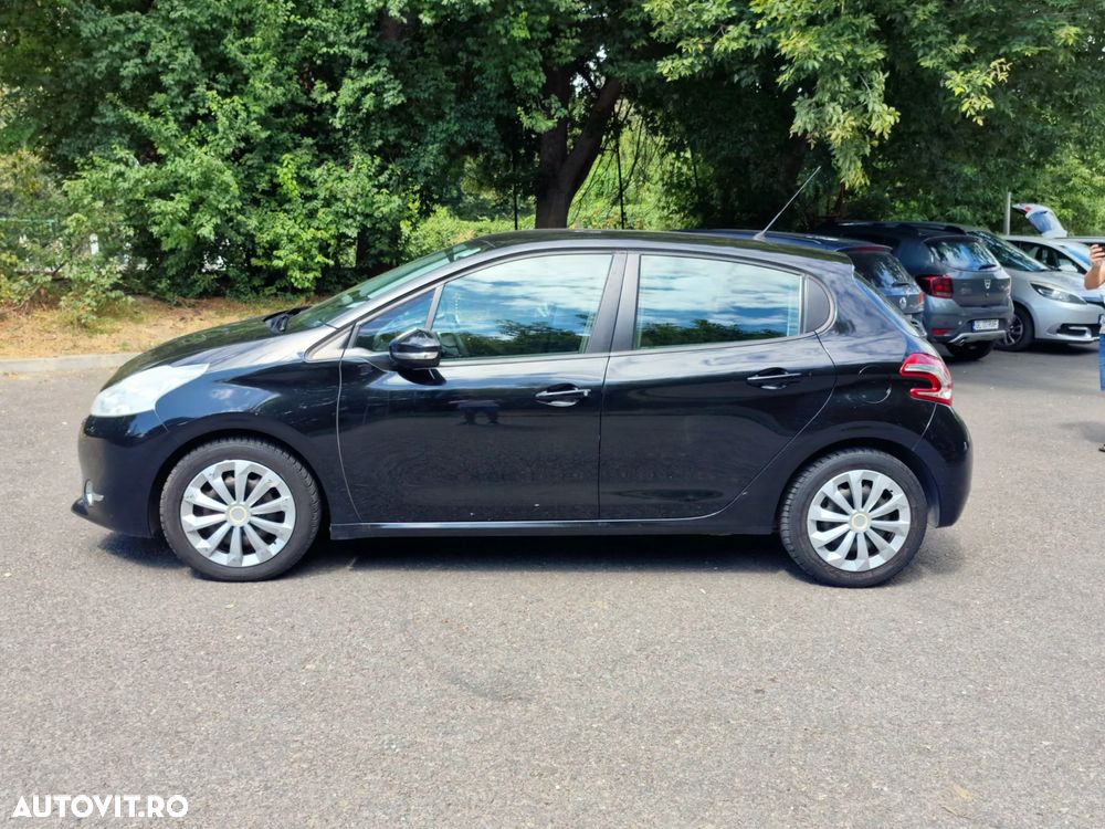 Peugeot 208 e-HDi 92 Stop&Start Active - 20