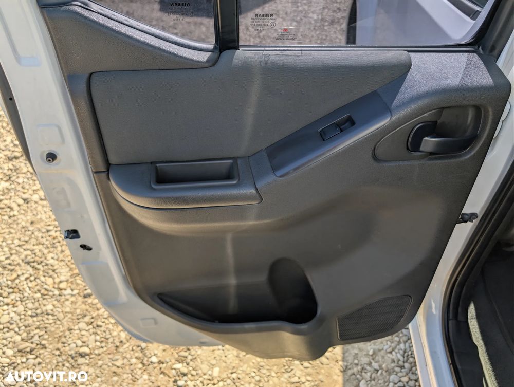 Nissan Navara 2.5 dCi Double Cab LE - 16