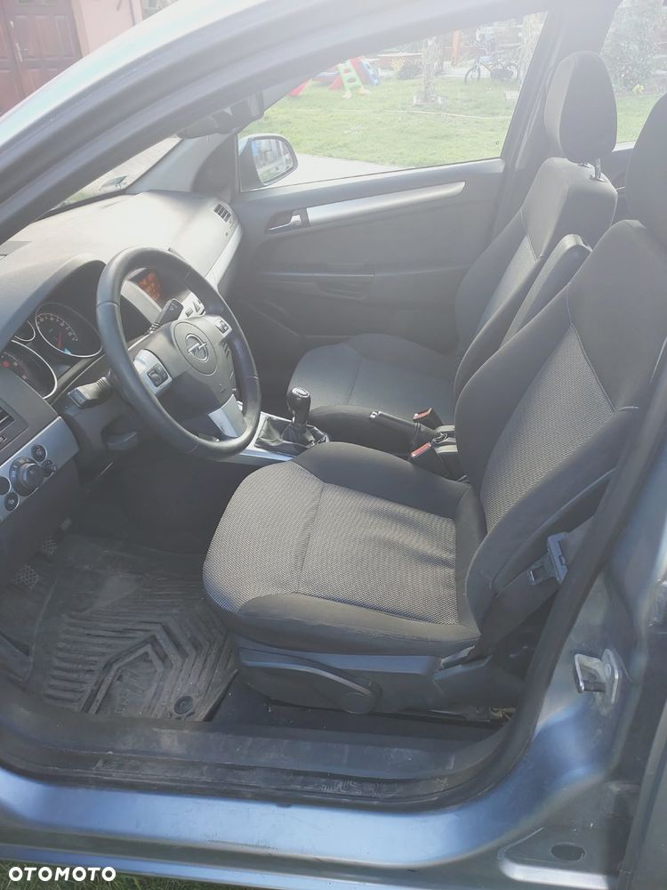 Opel Astra 1.7 CDTI Enjoy - 5