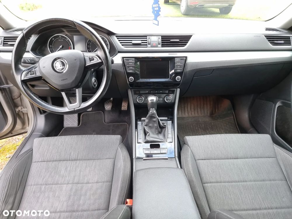 Skoda Superb - 9