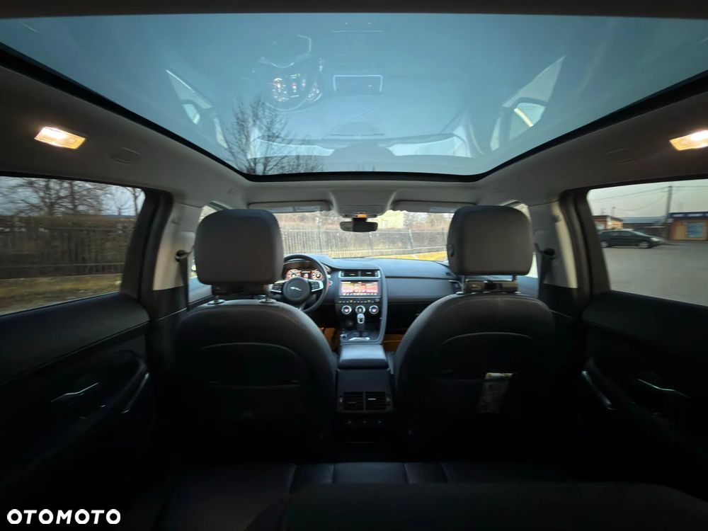 Jaguar E-Pace P250 AWD SE - 19