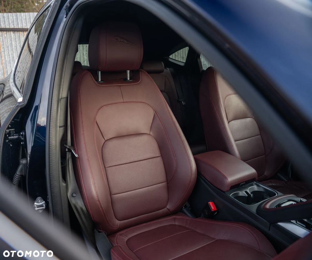 Jaguar E-Pace D200 AWD R-Dynamic SE - 17