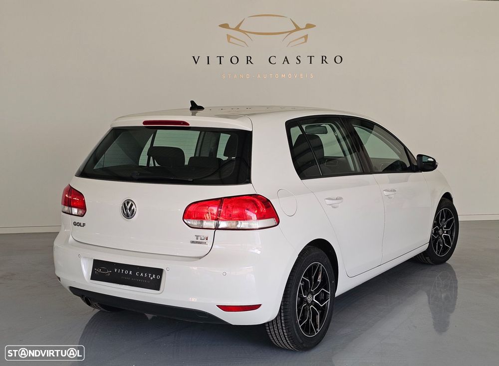 VW Golf 1.6 TDi DPF BlueMotion Comfortline - 2