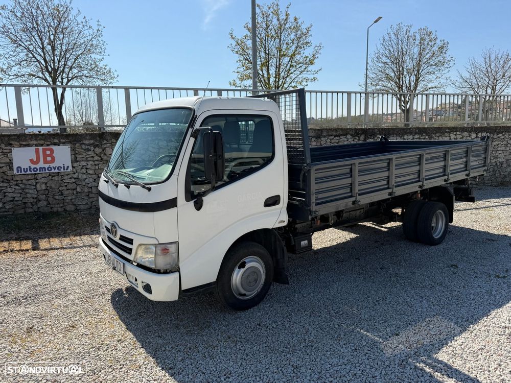 Toyota Dyna M D4-D 3LUG Tri-Basculante Nacional - 7