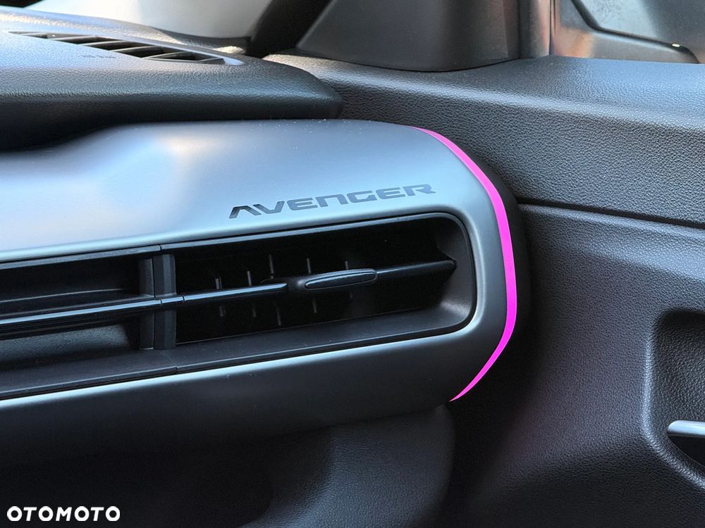 Jeep Avenger 1.2 GSE T3 Summit FWD - 26