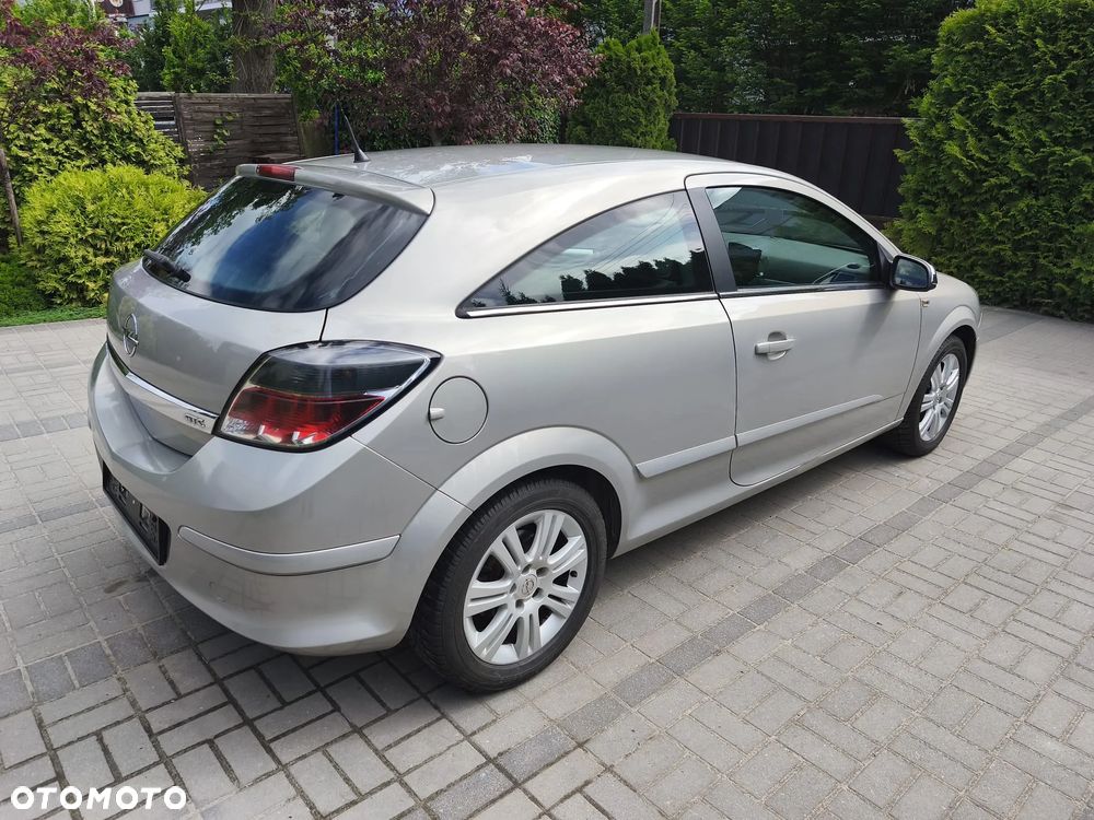 Opel Astra 1.8 Cosmo - 4