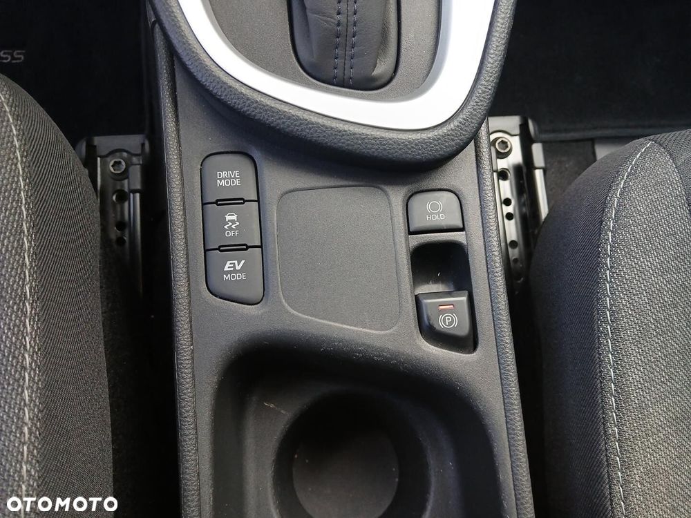 Toyota Yaris Cross Hybrid 1.5 Comfort - 32