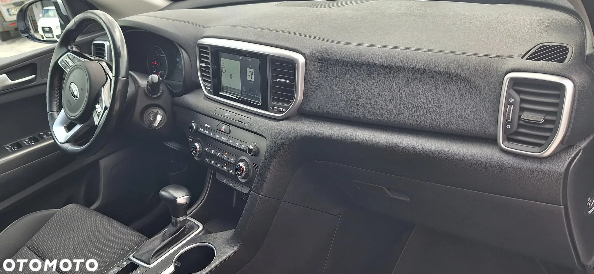 Kia Sportage - 16