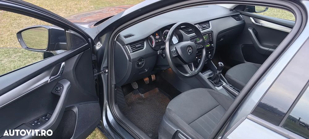 Skoda Octavia 1.6 TDI Ambition - 5