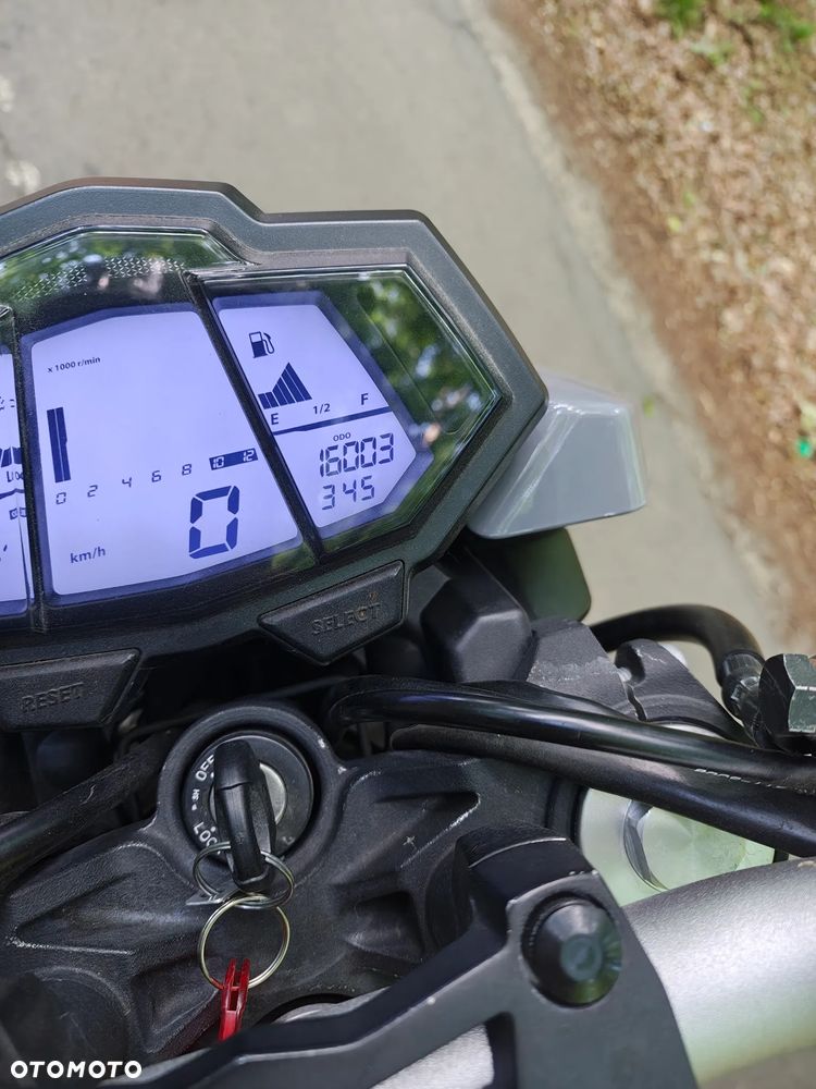 Yamaha MT - 2
