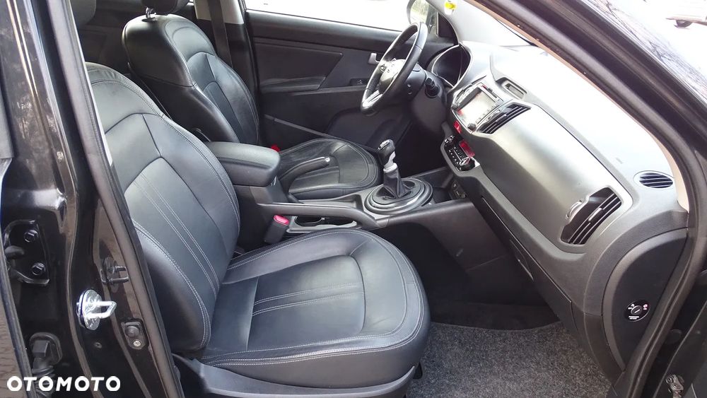 Kia Sportage 2.0 CRDI 2WD Spirit - 12
