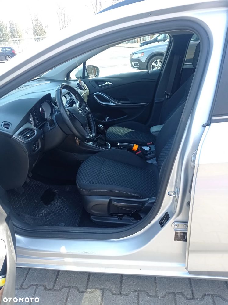 Opel Astra 1.6 CDTI Enjoy - 6