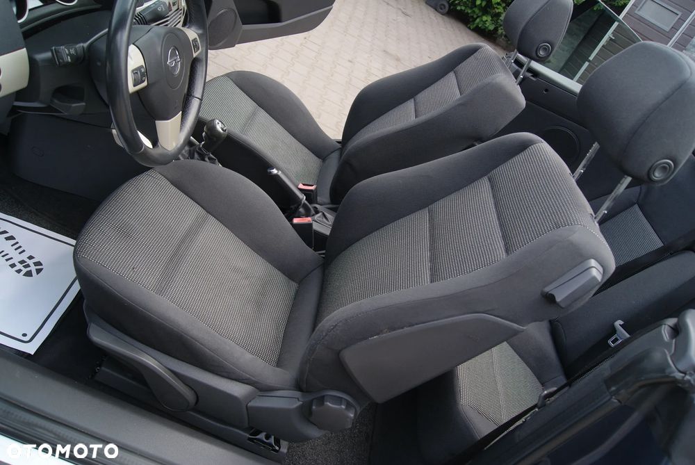 Opel Astra 1.9 CDTI DPF Sport - 15