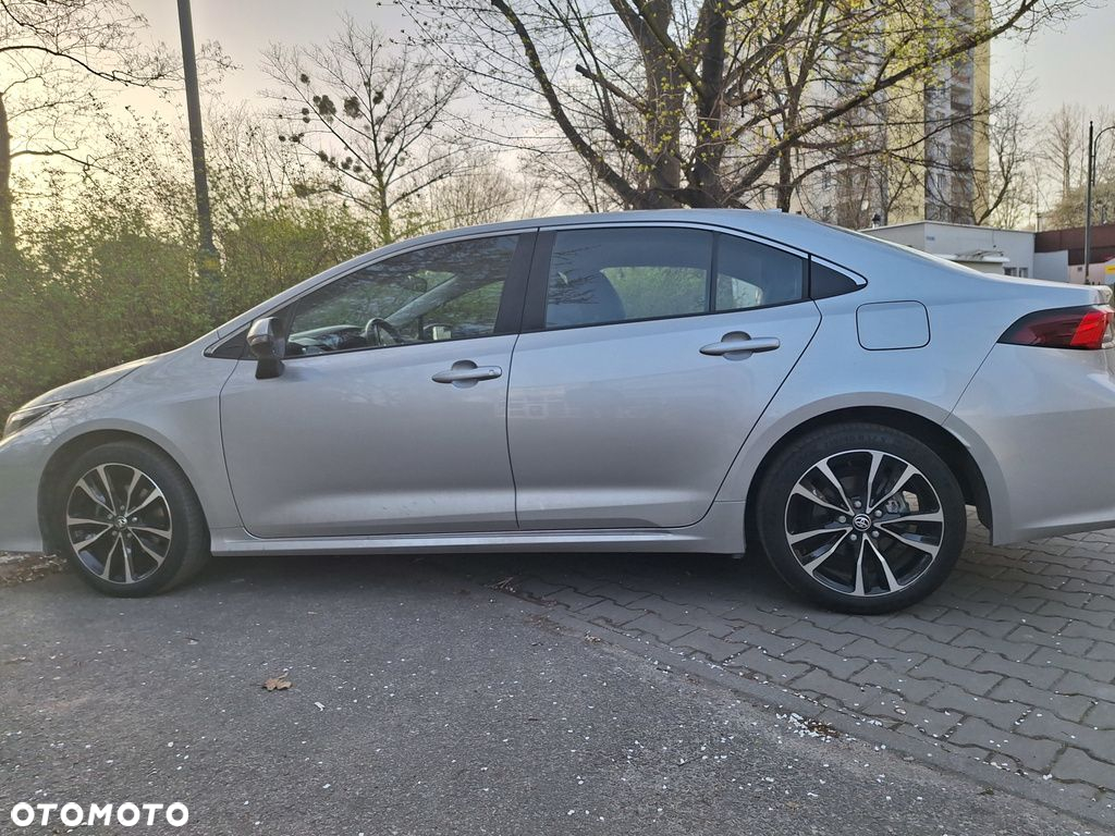 4x Felgi 17 m.in. do TOYOTA Auris Avensis Corolla Camry CH-R Corolla Yaris Cross Rav 4 - A5499 (BK52 - 4