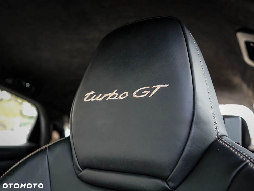 Porsche Cayenne Turbo GT - 30