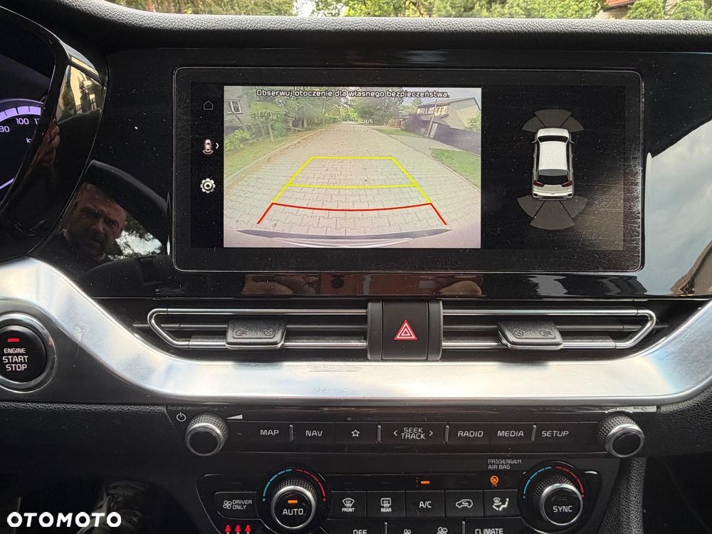 Kia Niro 1.6 GDI Hybrid M - 13