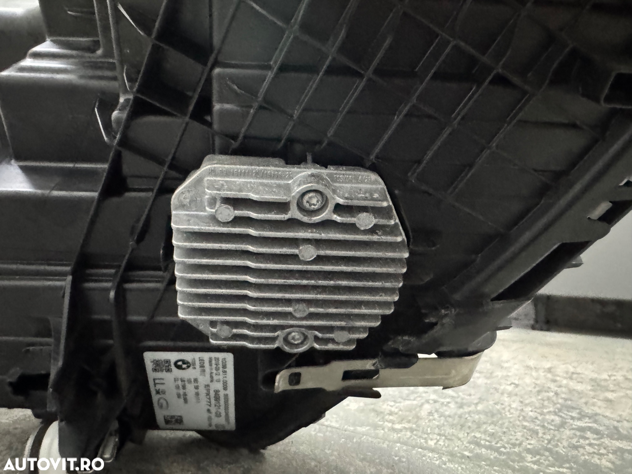 Far stanga bmw adaptive led g30 g31 - 6