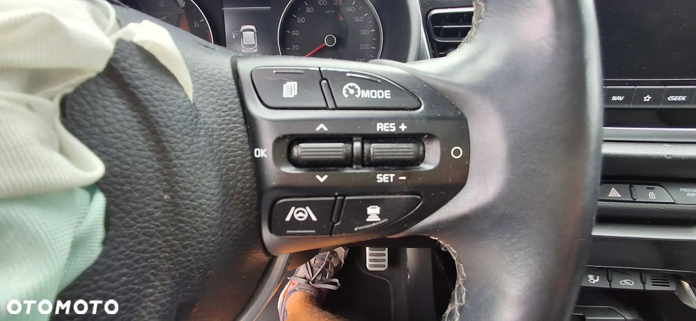 Kia Rio 1.0 T-GDI 120 Mild-Hybrid DCT7 Platinum - 18