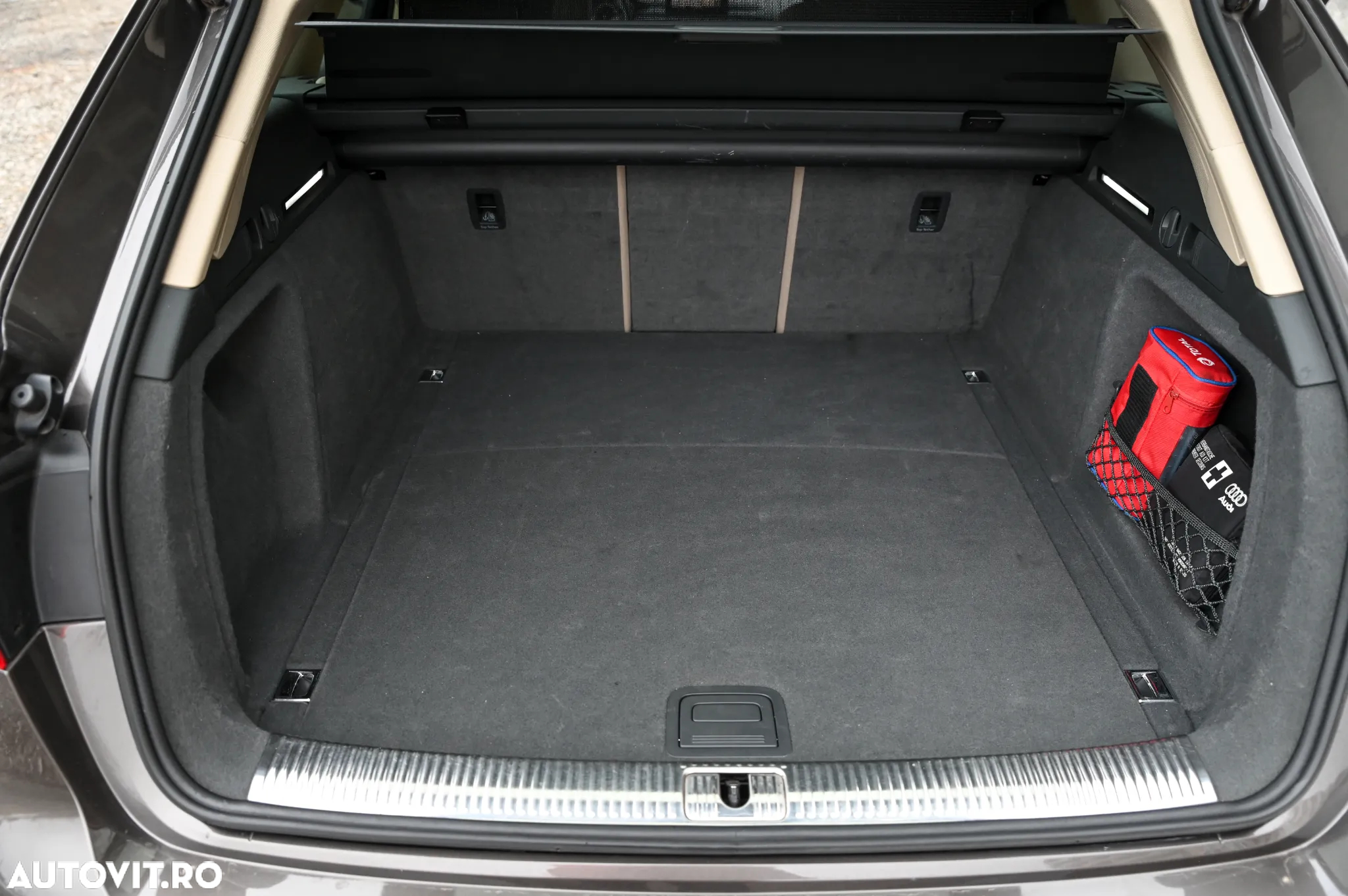 Audi A4 2.0 TDI ultra S tronic Design - 16