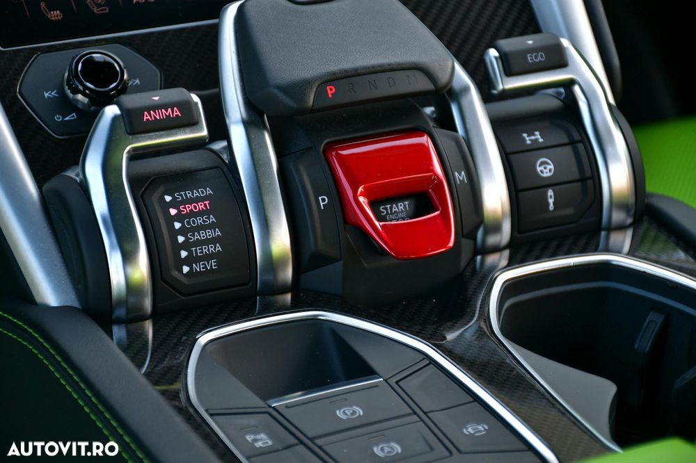 Lamborghini URUS Standard - 27