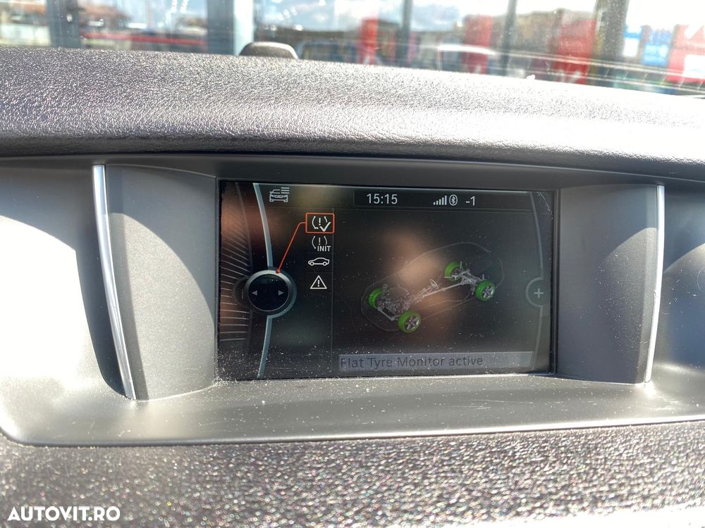 BMW X1 sDrive18d Sport Line - 3