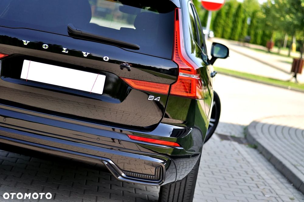 Volvo XC 60 B4 D Ultimate Dark - 13