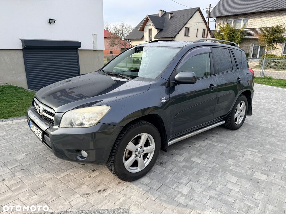 Toyota RAV4 2.2 D-4D Prestige - 1