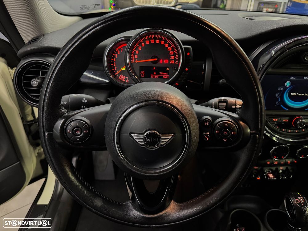 MINI 3 Portas Cooper Auto - 13