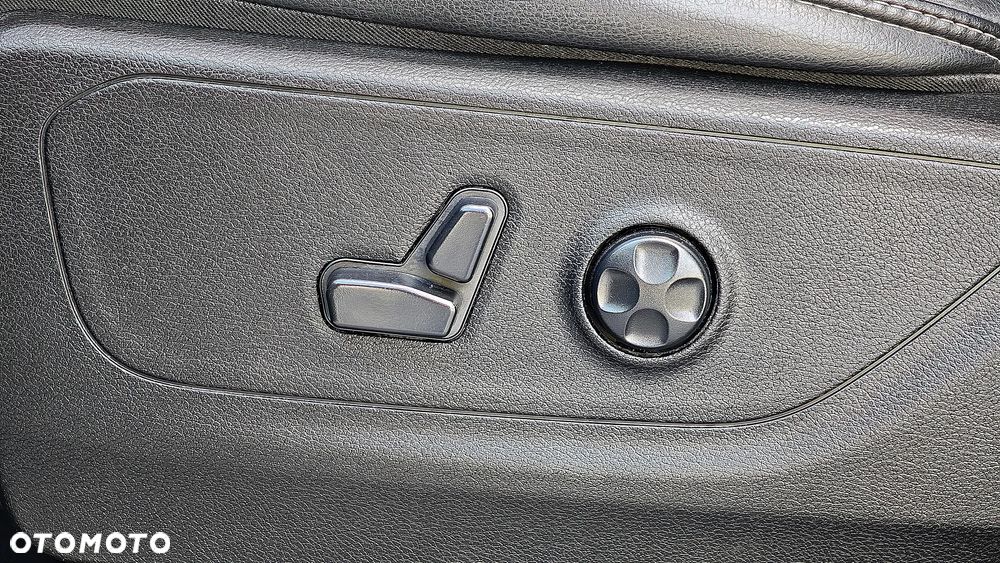 Dodge RAM - 31