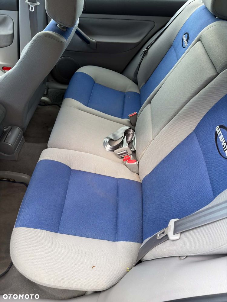 Volkswagen Golf 2.0 Highline - 15