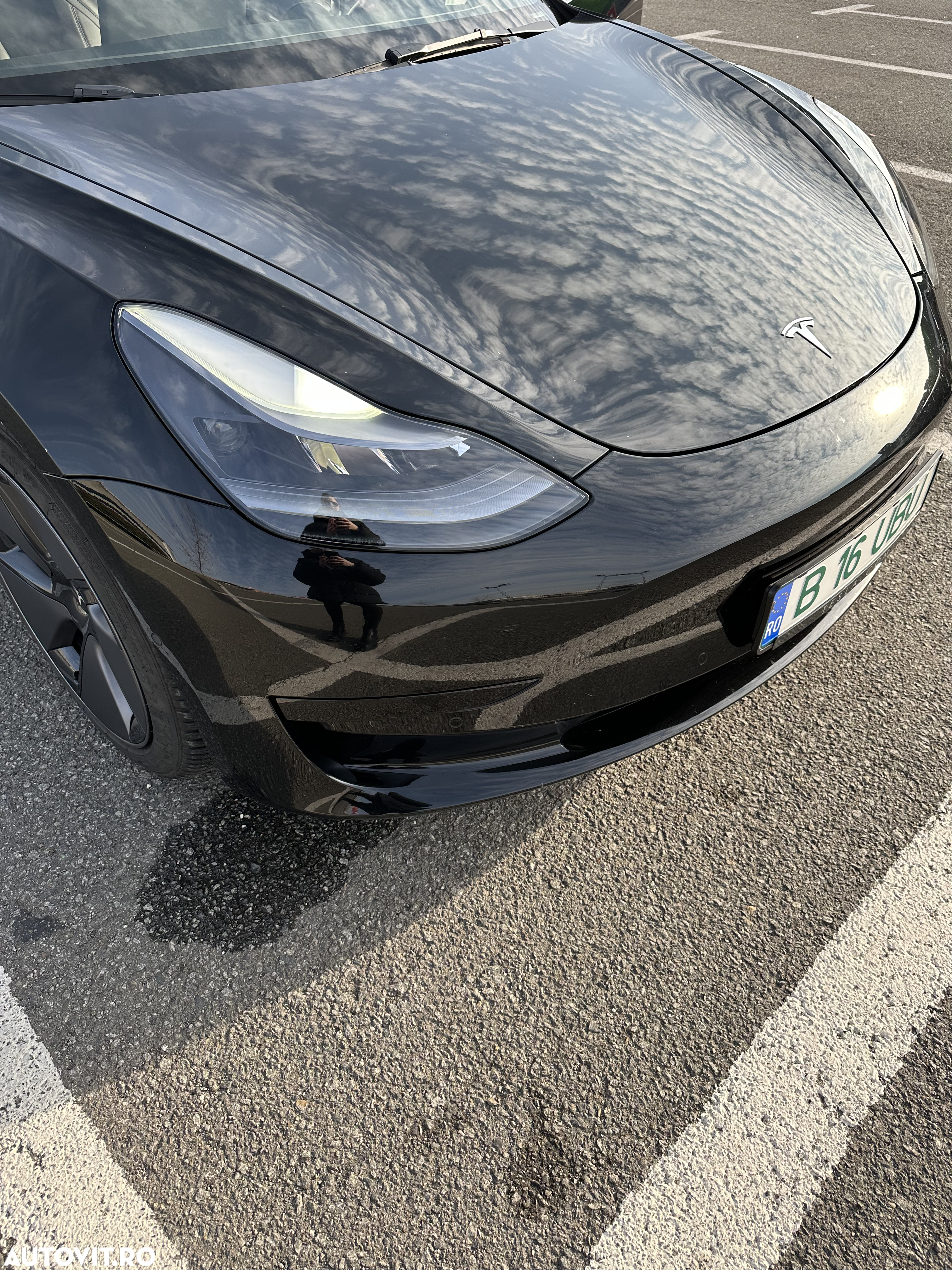 Tesla Model 3 - 5